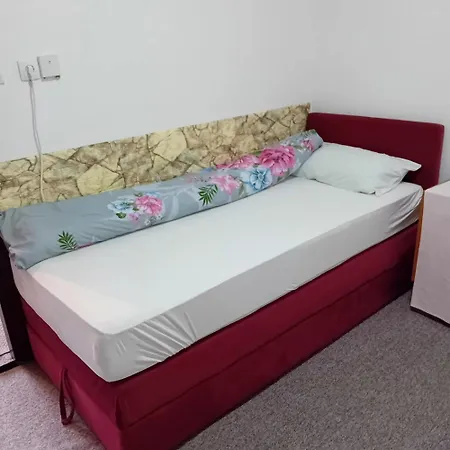 Kuca Za Prespavati بيت ضيافة